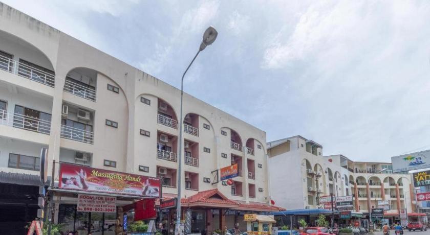 Oyo 1125 Chokdee Inn Pattaya Exterior photo